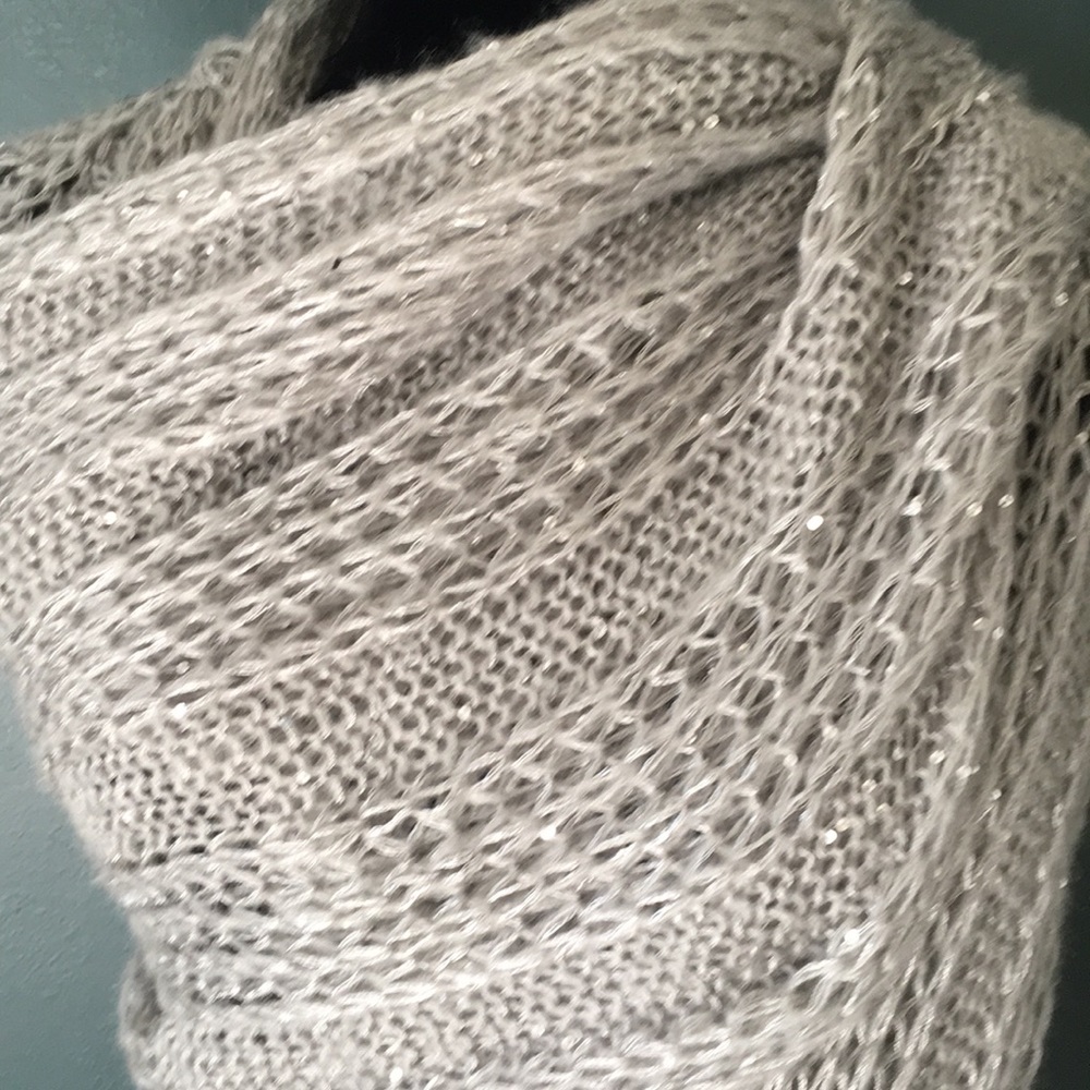 Scarf - Picture 2 of 4
